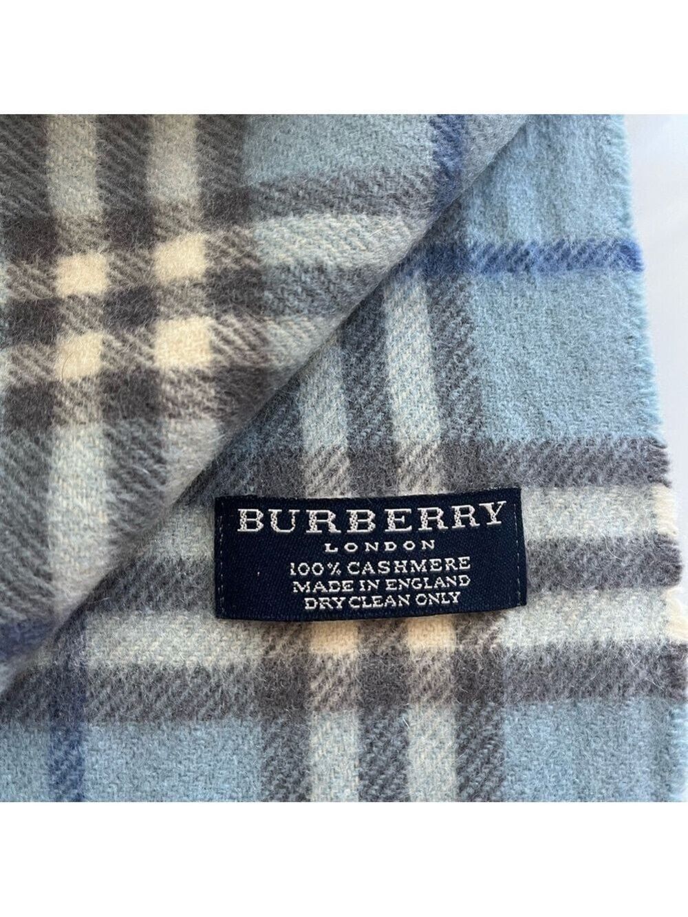 BURBERRY KID’S SCARF - Picture 3 of 6
